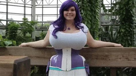 huge boobs bouncing gif|Relevance Big Boobs Bouncing Gifs